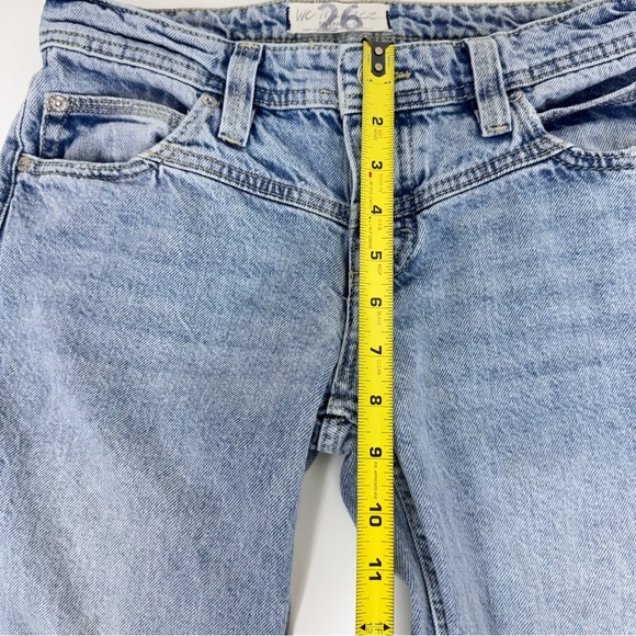Free People We The Free Button Fly Lighter Wash Straight Leg Jeans Size 26 - Picture 13 of 15